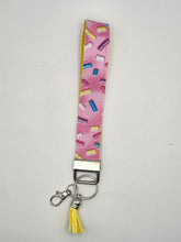 Load image into Gallery viewer, Sprinkles Print Wristlet