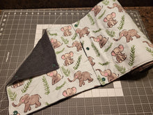 Load image into Gallery viewer, Elephant Un-paper Towels