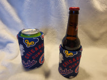 Load image into Gallery viewer, Chicago Cubs Can or Bottle Koozie